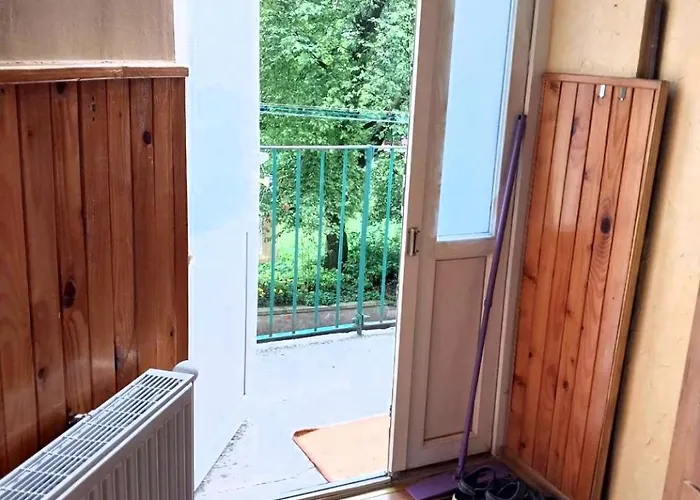 דירה 1 ком апарт жд цирк парковка на олени степанивни לבוב